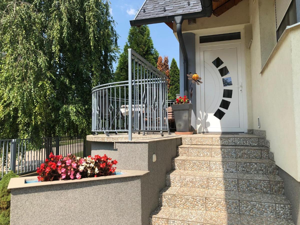 Dominik Apartmanhaz Веленце Екстер'єр фото